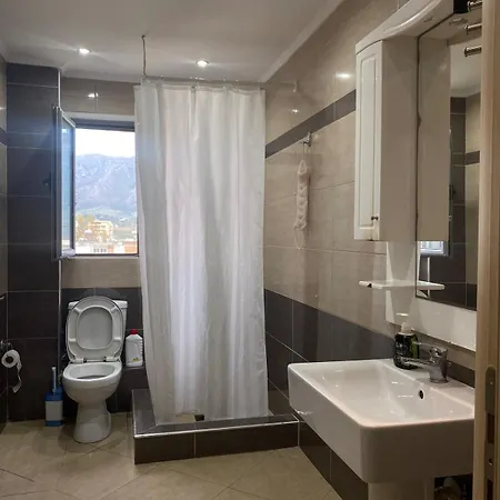 Main Seaview Apartment